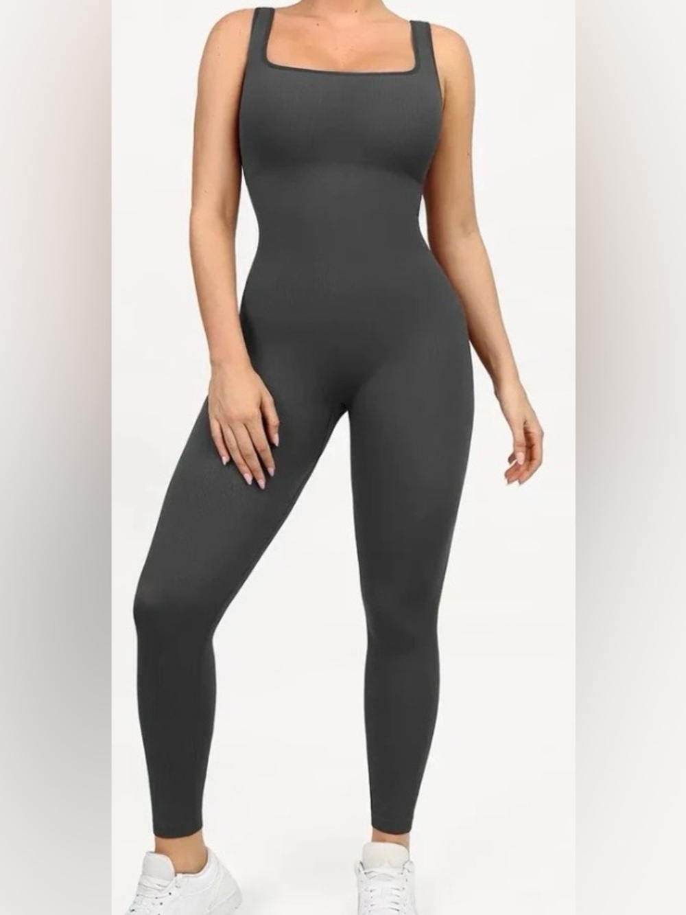 LARGE.   HYZ STRETCHY WORKOUT JUMPSUIT